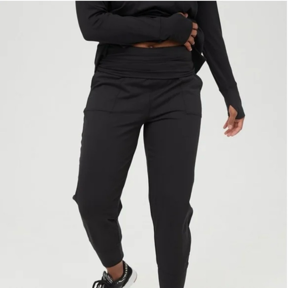 Offline aerie hugger jogger xl